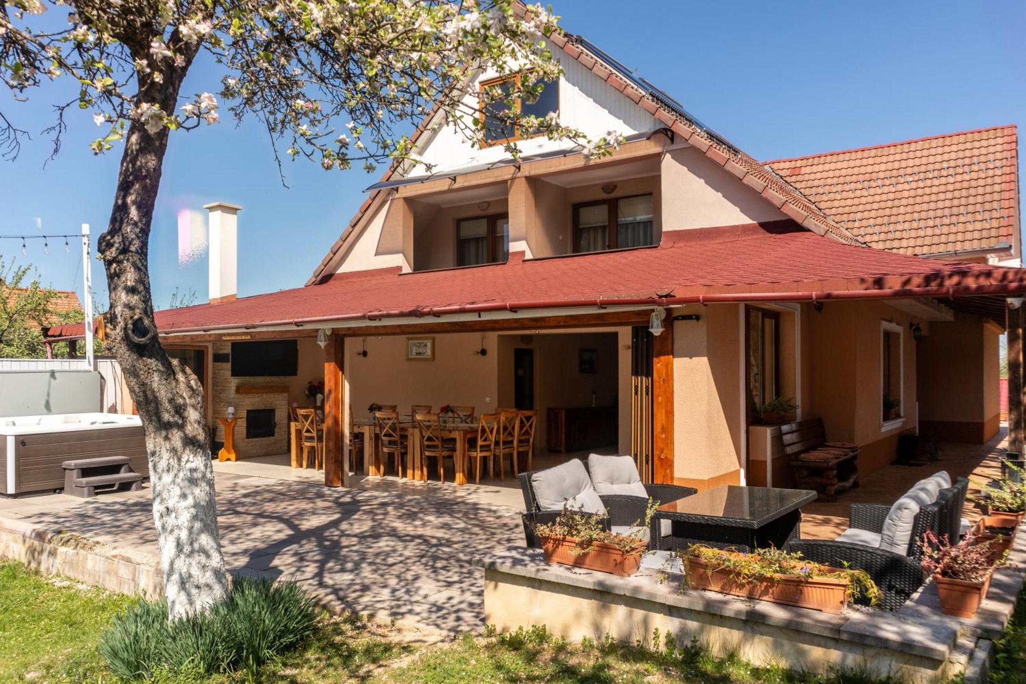 Hotel Vila Crisalia Sibiel -Sibiu (Adults Only) Zewnętrze zdjęcie